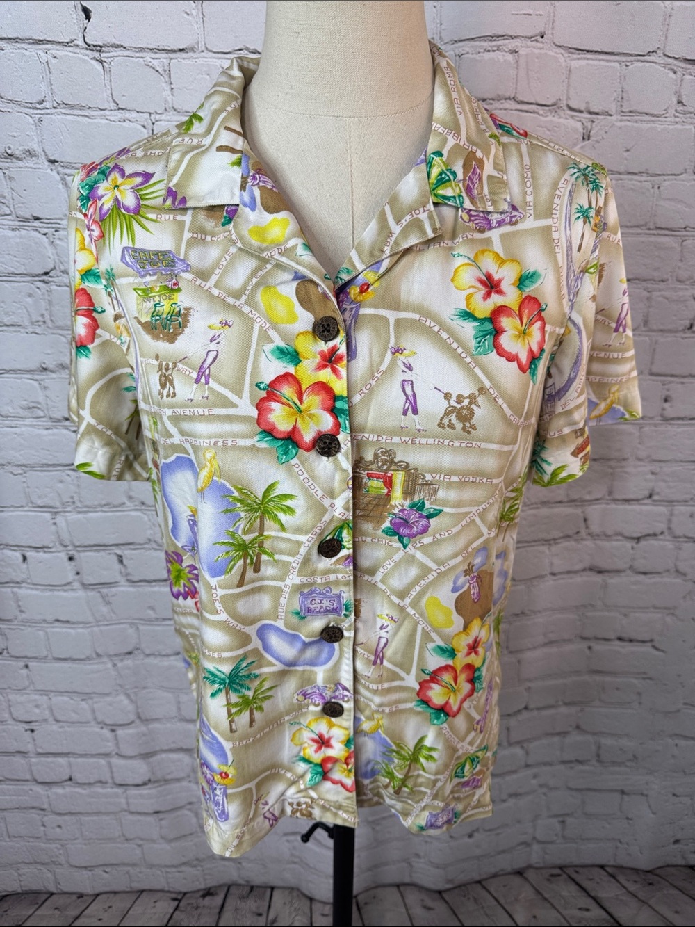 Y2K Caribbean Joe Women’s Button down Hawaiian Map Shirt Size Small S